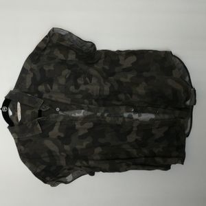 🌿 Vanilla star camouflage top